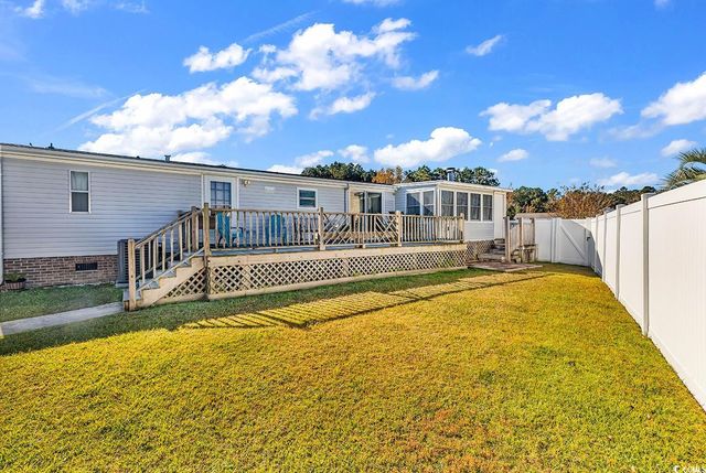 501 Topaz Ave., Little River, SC 29566