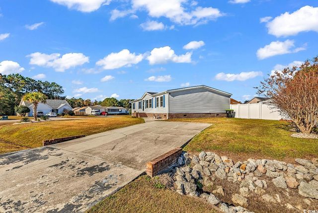 501 Topaz Ave., Little River, SC 29566