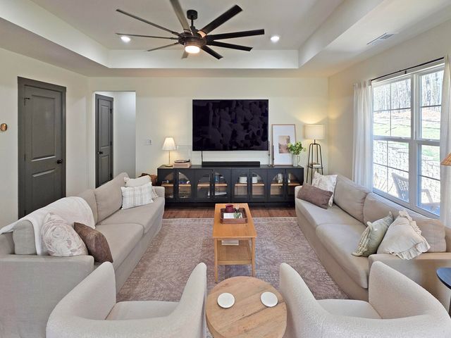 705 Wilson Road, Branson, MO 65616