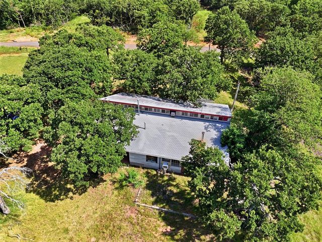 8801 Howard Avenue, Lexington, OK 73051