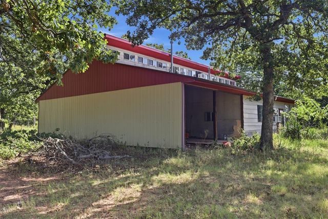 8801 Howard Avenue, Lexington, OK 73051