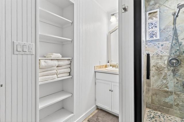 312 E White Ave, Port Aransas, TX 78373