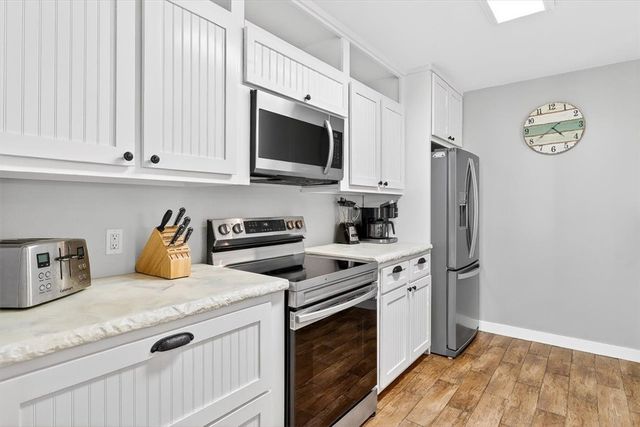 312 E White Ave, Port Aransas, TX 78373