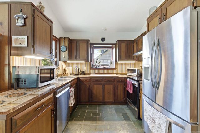 245 Pine Hill Drive, Fairfield Bay, AR 72088