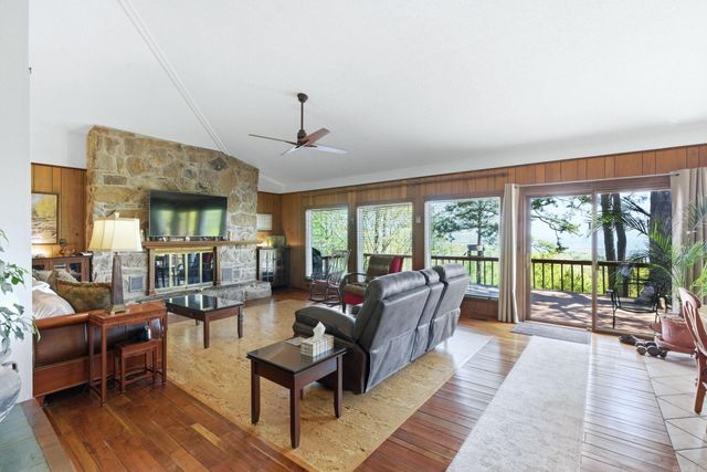 245 Pine Hill Drive, Fairfield Bay, AR 72088