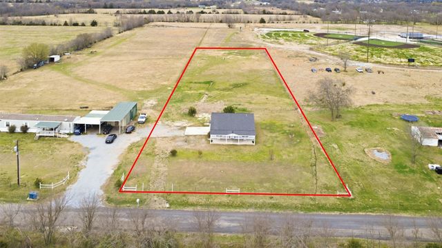 304 County Road 2260, Greenville, TX 75402