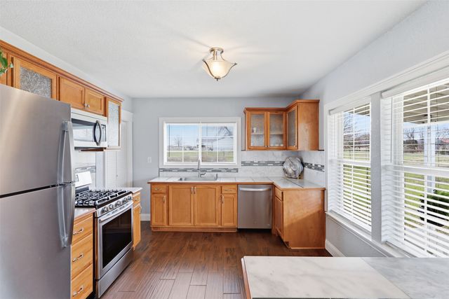 304 County Road 2260, Greenville, TX 75402