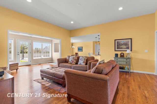 4306 Winterwood Lane, Saginaw, MI 48603