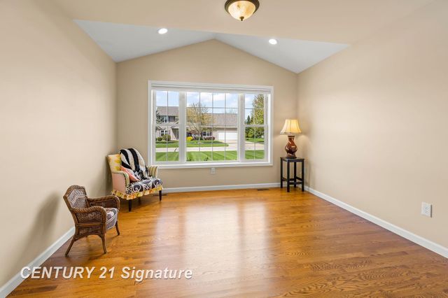 4306 Winterwood Lane, Saginaw, MI 48603
