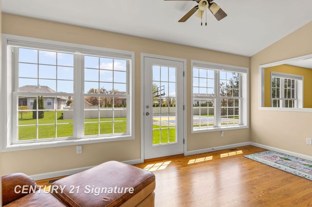 4306 Winterwood Lane, Saginaw, MI 48603