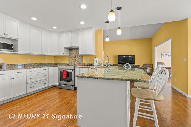 4306 Winterwood Lane, Saginaw, MI 48603