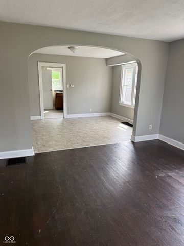 2730 Noble Street, Anderson, IN 46016