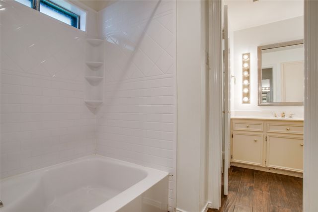 6406 Malcolm Drive, Dallas, TX 75214