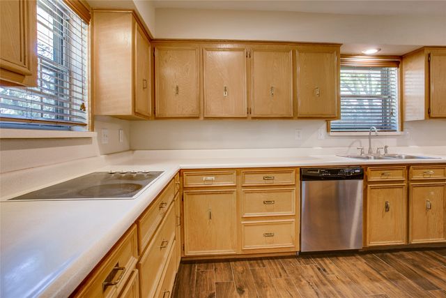 6406 Malcolm Drive, Dallas, TX 75214