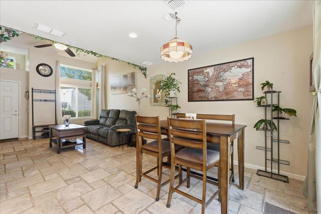 112 Royalton Cir, Folsom, CA 95630