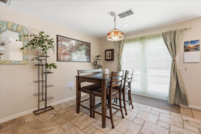 112 Royalton Cir, Folsom, CA 95630