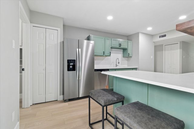 7426 Cloverglen Drive, Dallas, TX 75249