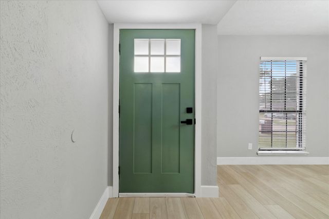 7426 Cloverglen Drive, Dallas, TX 75249