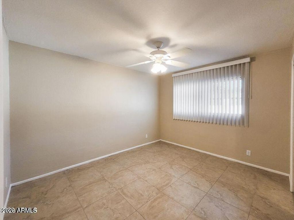 810 E COLTER Street 34, Phoenix, AZ 85014 — photo 4