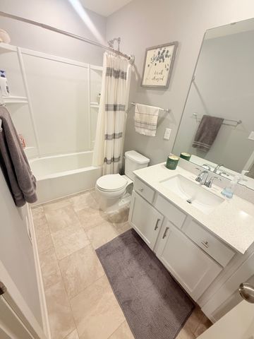 7238 Dora Drive, Hugo, MN 55038