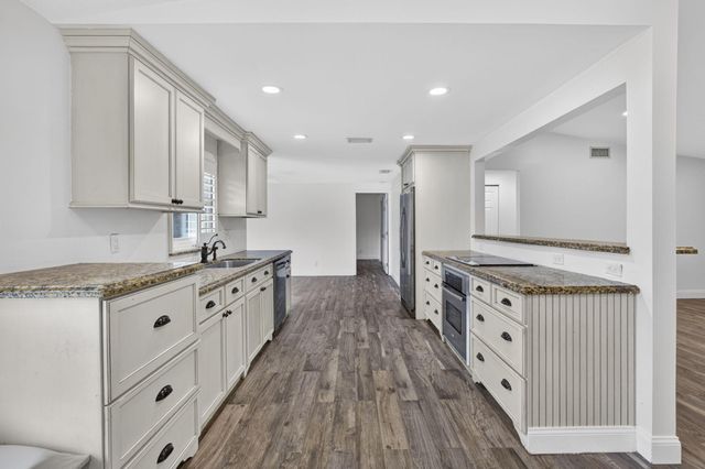 8443 Elaine Drive, Boynton Beach, FL 33472