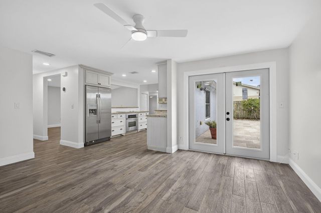 8443 Elaine Drive, Boynton Beach, FL 33472