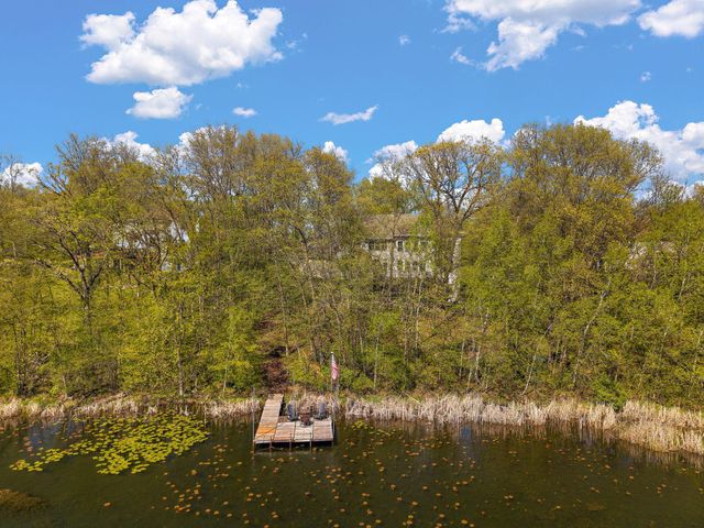 13724 Nevada Circle, Savage, MN 55378