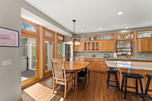 13724 Nevada Circle, Savage, MN 55378