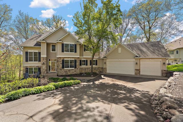 13724 Nevada Circle, Savage, MN 55378