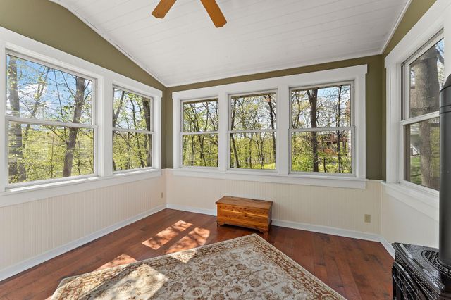 13724 Nevada Circle, Savage, MN 55378