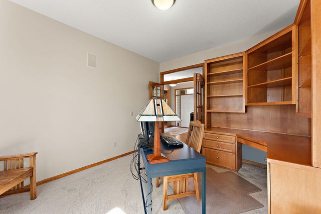 13724 Nevada Circle, Savage, MN 55378