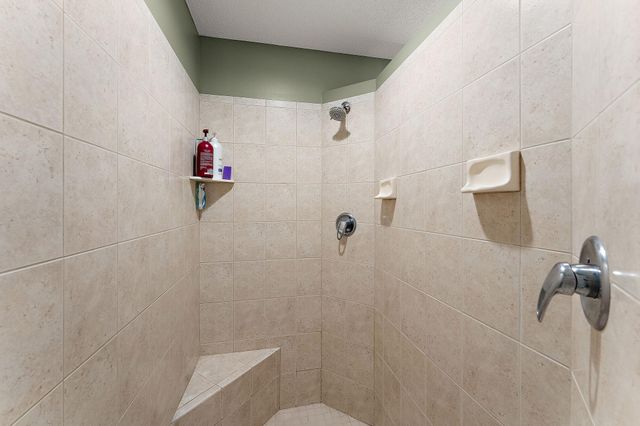13724 Nevada Circle, Savage, MN 55378