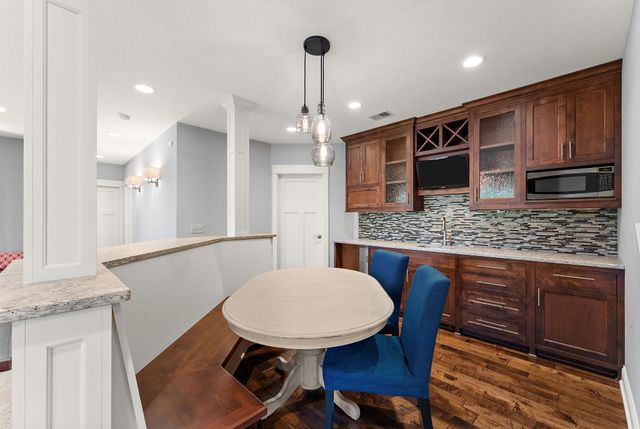 13724 Nevada Circle, Savage, MN 55378
