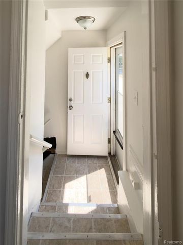 839 Meadowdale Street, Ferndale, MI 48220