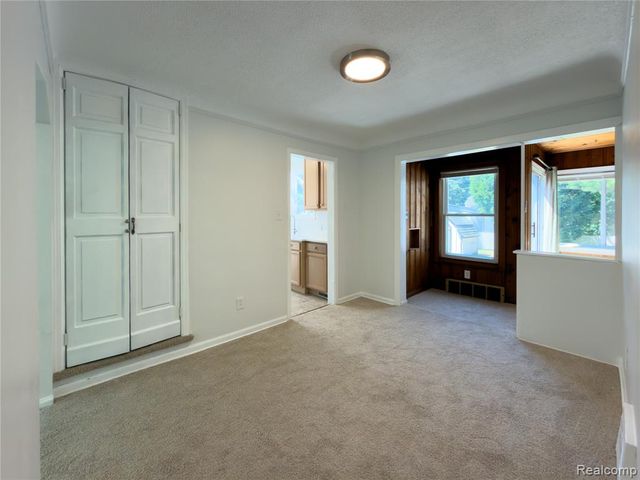 839 Meadowdale Street, Ferndale, MI 48220