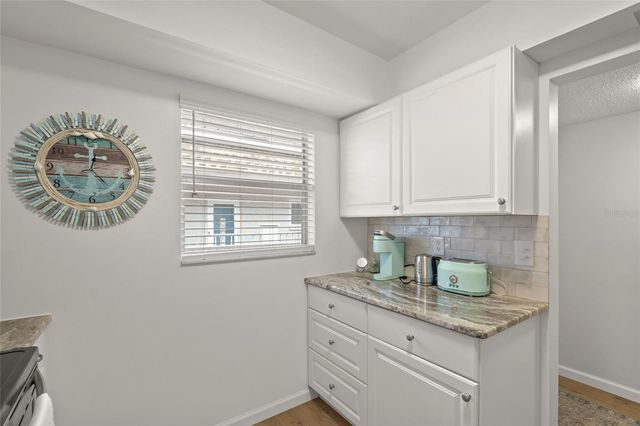 1310 GLEN OAKS DRIVE E 391E, Sarasota, FL 34232