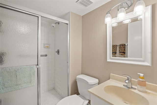 1310 GLEN OAKS DRIVE E 391E, Sarasota, FL 34232