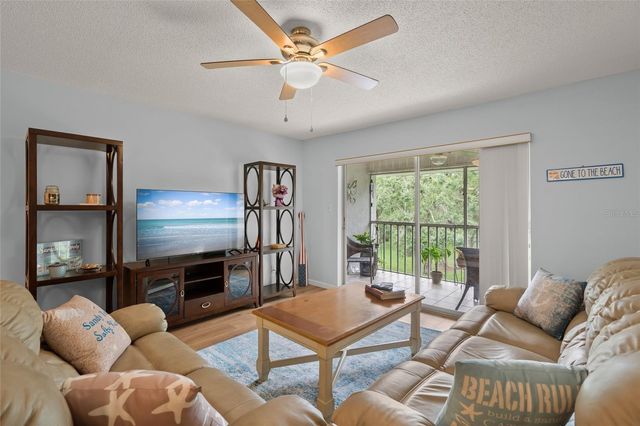 1310 GLEN OAKS DRIVE E 391E, Sarasota, FL 34232