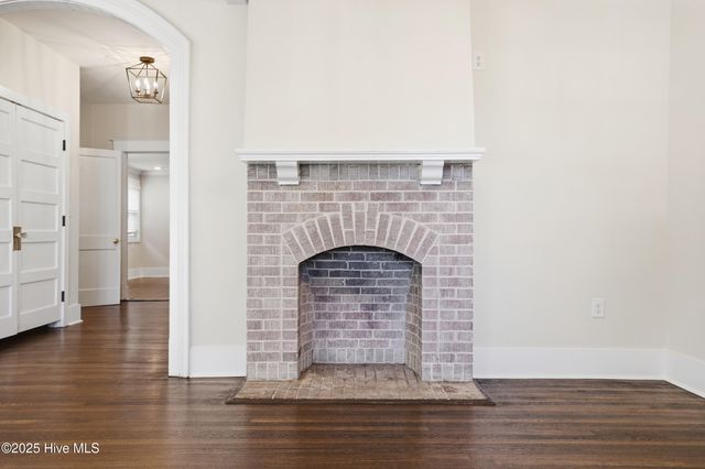 714 S 5th Avenue, Wilmington, NC 28401