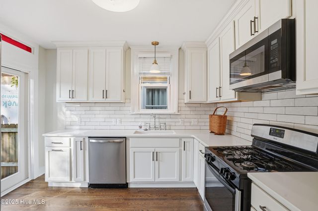 714 S 5th Avenue, Wilmington, NC 28401