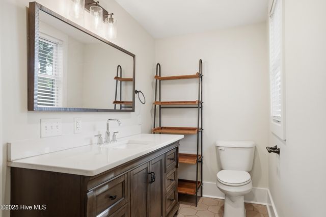 714 S 5th Avenue, Wilmington, NC 28401