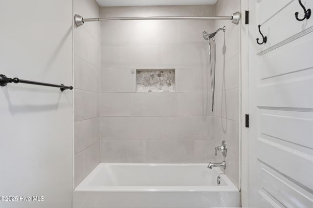 714 S 5th Avenue, Wilmington, NC 28401