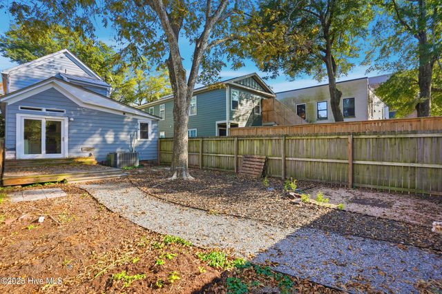 714 S 5th Avenue, Wilmington, NC 28401