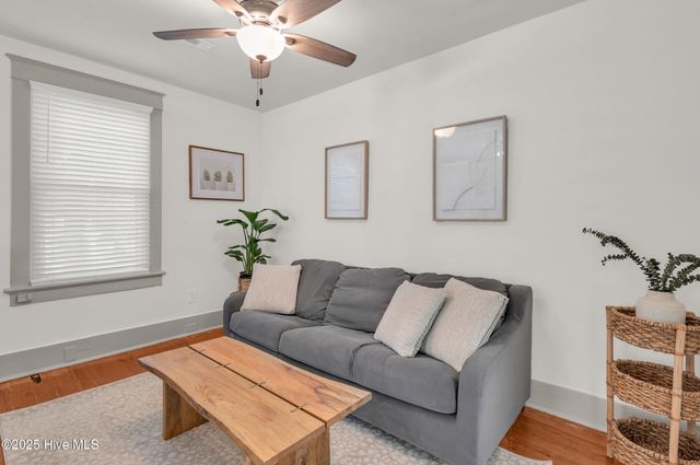 714 S 5th Avenue, Wilmington, NC 28401