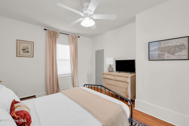 714 S 5th Avenue, Wilmington, NC 28401