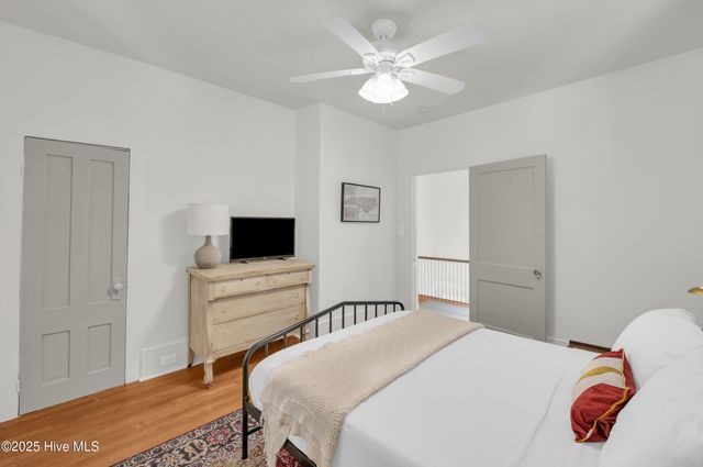 714 S 5th Avenue, Wilmington, NC 28401