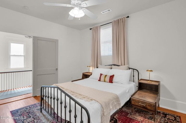 714 S 5th Avenue, Wilmington, NC 28401