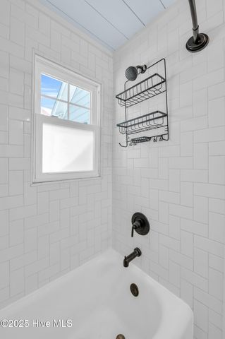 714 S 5th Avenue, Wilmington, NC 28401