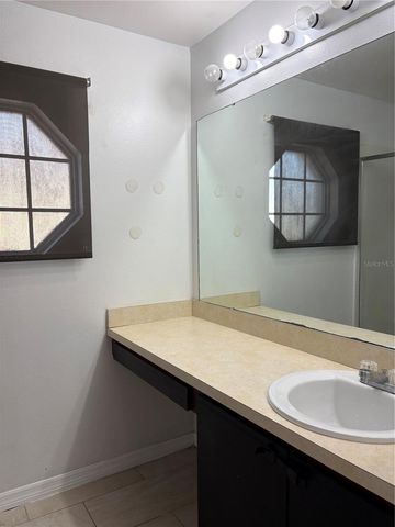 673 ELDRON AVENUE, Deltona, FL 32738