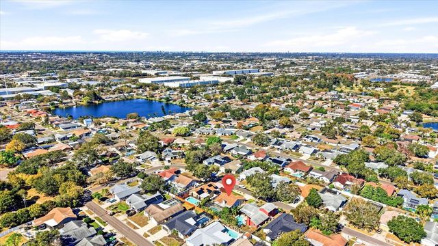 8132 PERTH DRIVE, Largo, FL 33773